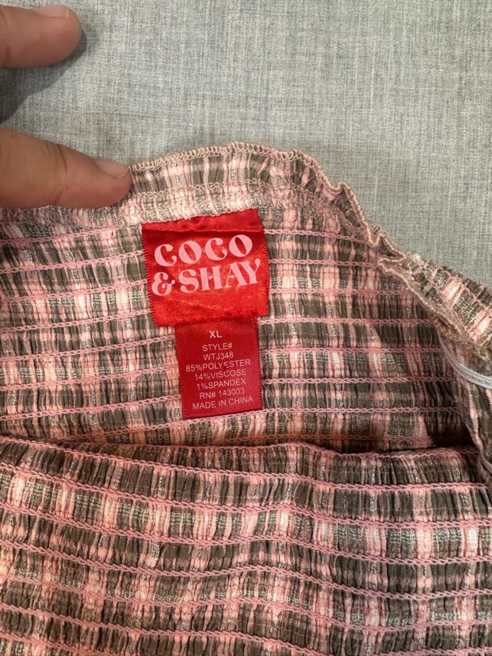 COCO & SHAY Pink Plaid Smocked Tank NWT - Picture 3 of 6